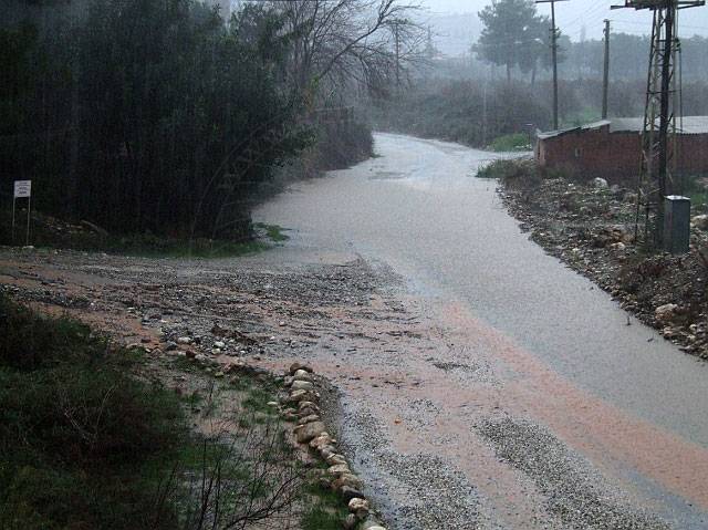 9-01-28-Kuzdere-Regen-82-s.JPG - Es regnet immer weiter