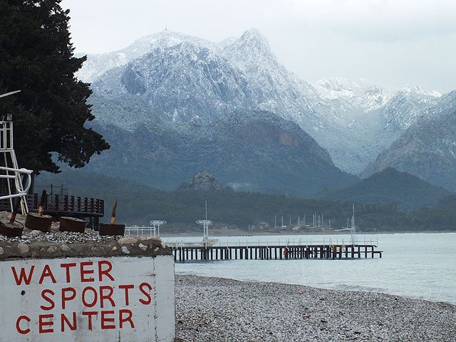 12-02-29-F-Kemer-037-s.jpg - Wintersport statt Wassersport