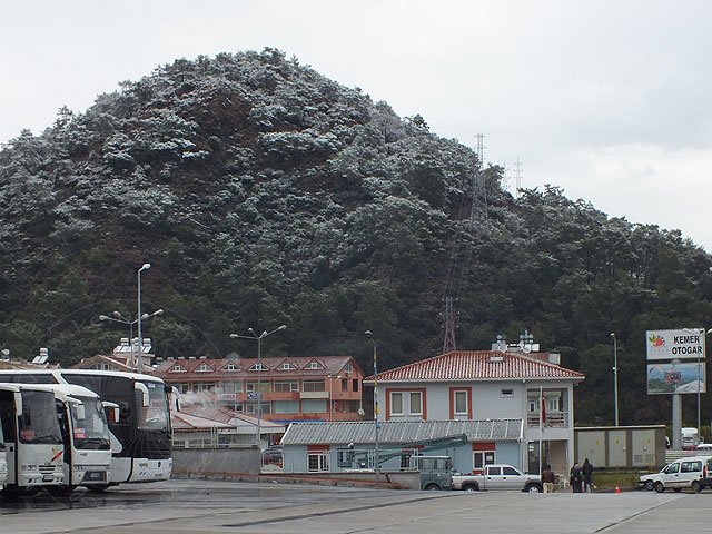 12-02-29-F-Kemer-053-s.jpg - Unser Aussichtshügel am Busbahnhof