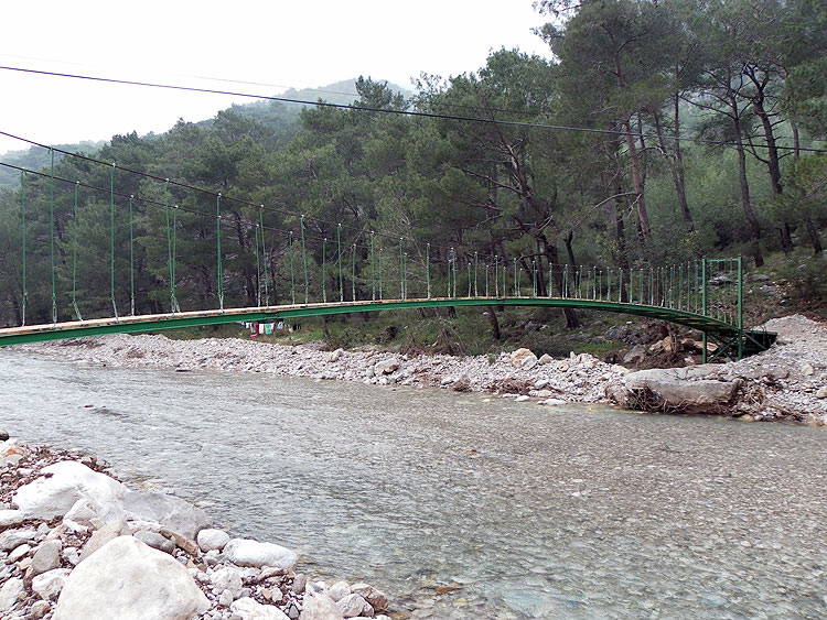 10-02-17-Olympos-034-s.JPG - Olympos-Fluss