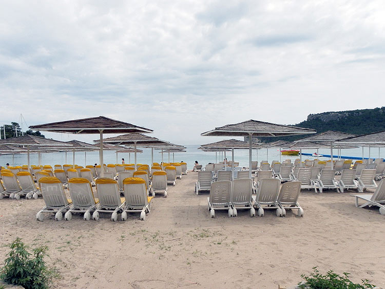 10-04-30-Kemer-37-s.JPG - Strand in Kemer