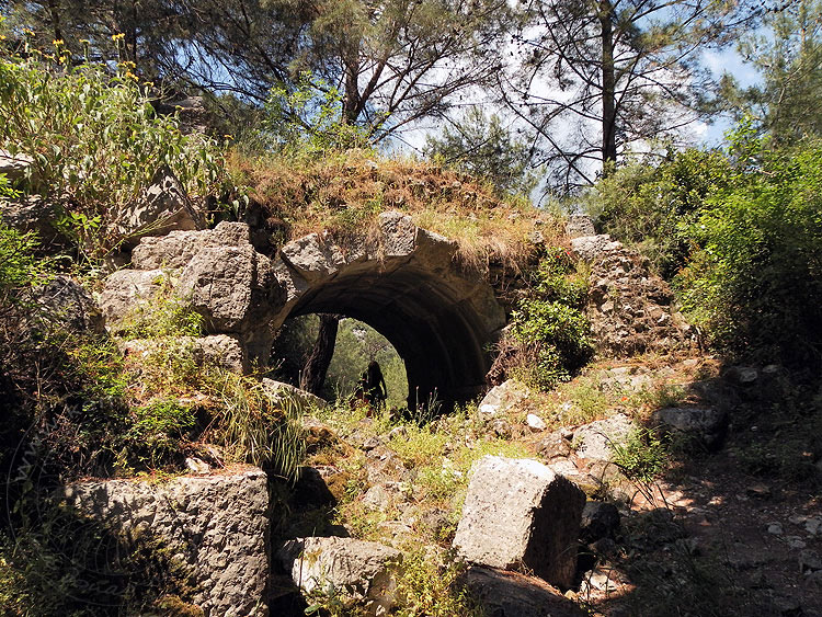 10-05-02-Olympos-061-s.JPG - Theater in Olympos