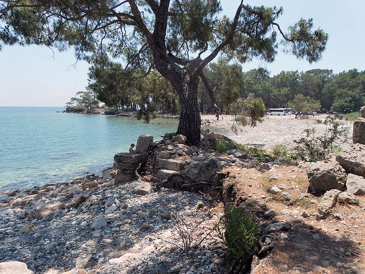 10-06-11-Phaselis-01-s.JPG - Nordbucht von Phaselis