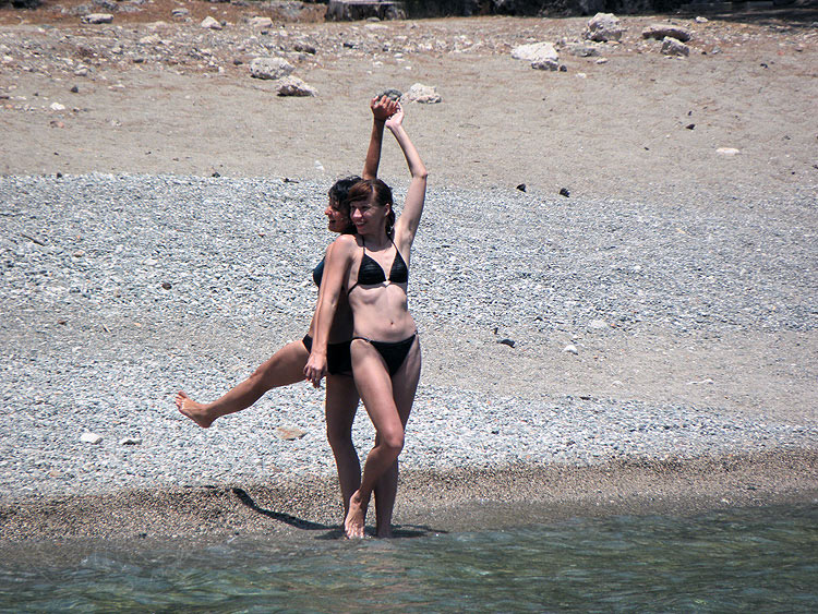 10-06-18-Phaselis-19-s.JPG - Models am Strand