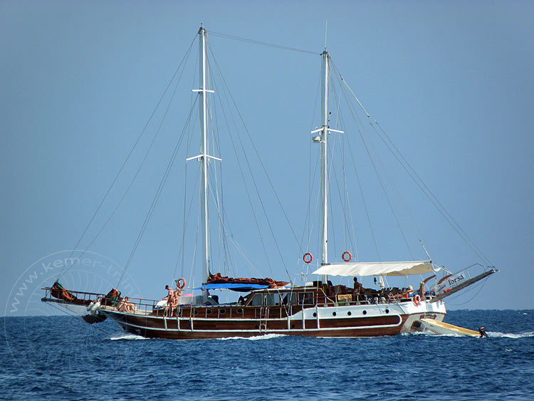 10-09-24-Phaselis-04-s.JPG - Segelyacht