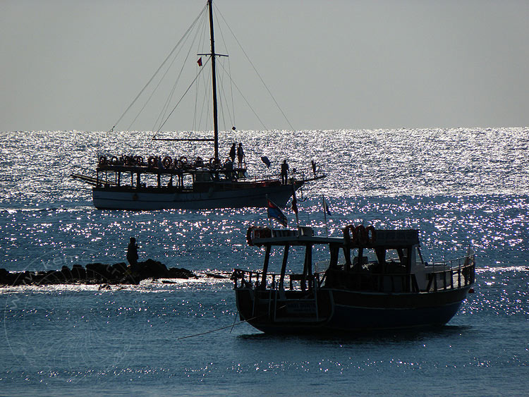 10-10-30-1-Phaselis-46-s.JPG - Ausflugsboote