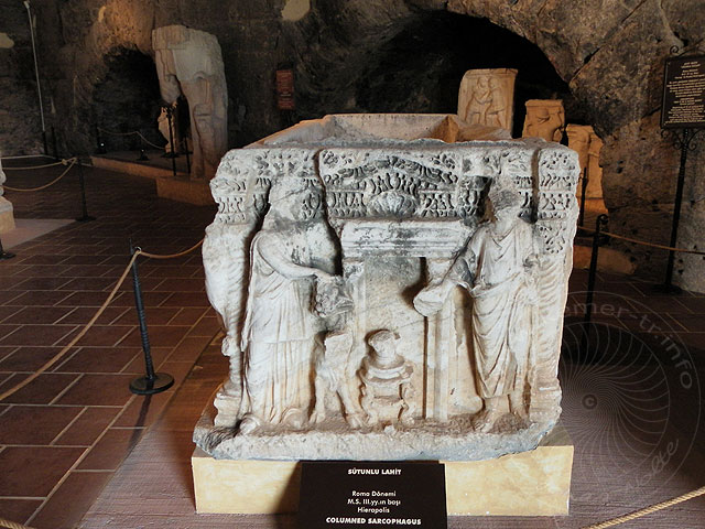 11-04-02-3-Hierapolis-059-s.jpg