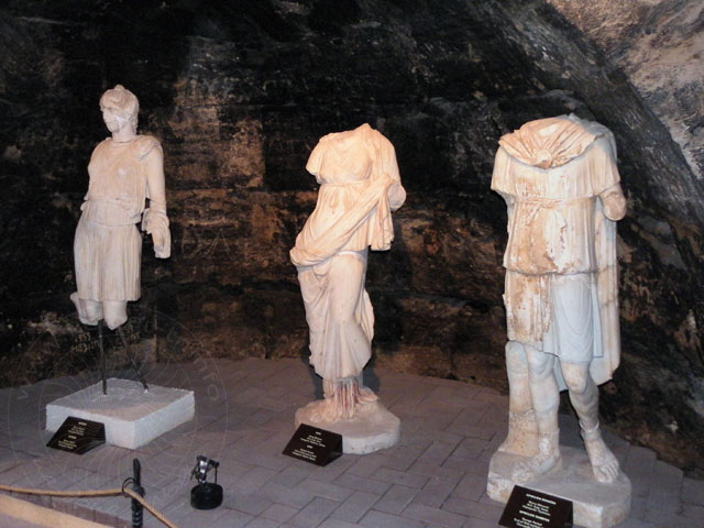11-04-02-3-Hierapolis-144-s.jpg