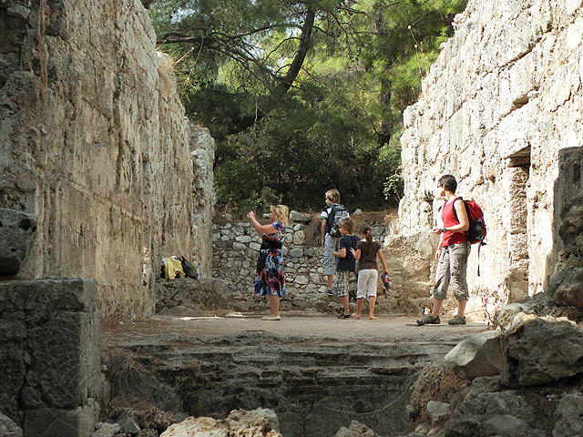 10-10-13-1-Phaselis-09-s.jpg - Jeder möchte sich sein eigenes Bild machen