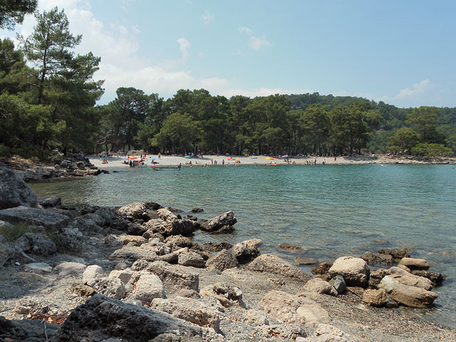 11-07-03-Phaselis-02-s.jpg - Die mittlere Bucht von Phaselis - unser Sommerrevier