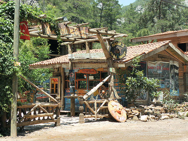 11-05-22-Olympos-11-s.jpg - Die Adresse für Backpacker aus aller Welt - Kadir's Tree House in Olympos