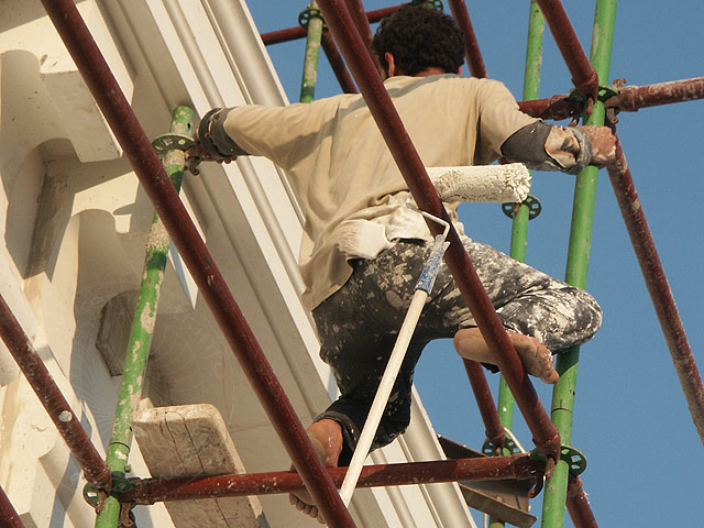 06-05-27-Kemer-25-s.jpg - Maler bei der Arbeit