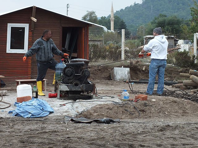 11-11-18-1-Kindilcesme-60.jpg - Wir werfen noch einen Blick auf den Motor der gewaltig ackert