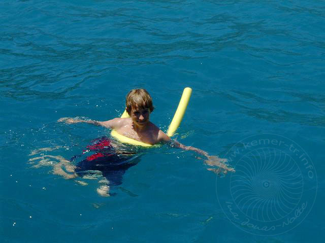 9-07-25-Kemer-Bootstour-178.jpg - ... und im Meer