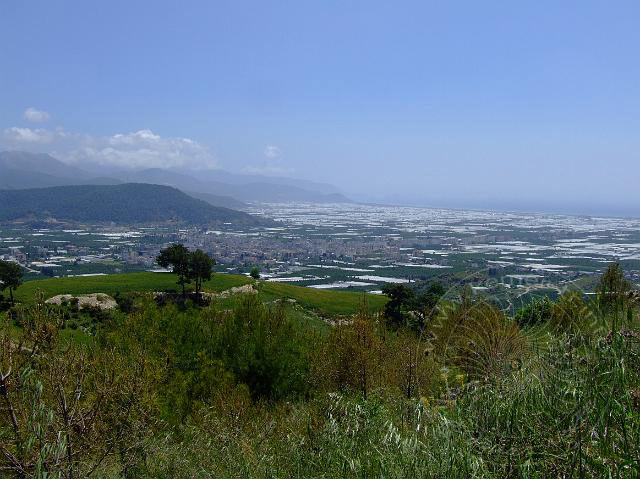 9-04-23-Rodiapolis-103.jpg - Blick von Rodiapolis über Kumluca in Richtung Kap Gelidonya