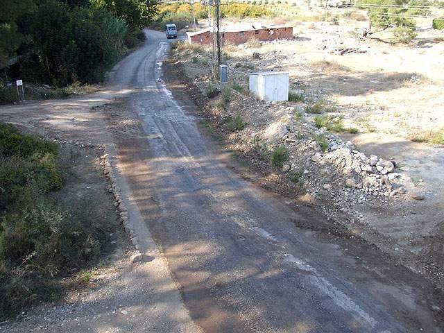 8-11-04-Kuzdere-01-s.jpg - So sah unsere Straße vor den Bauarbeiten im November 2008 aus