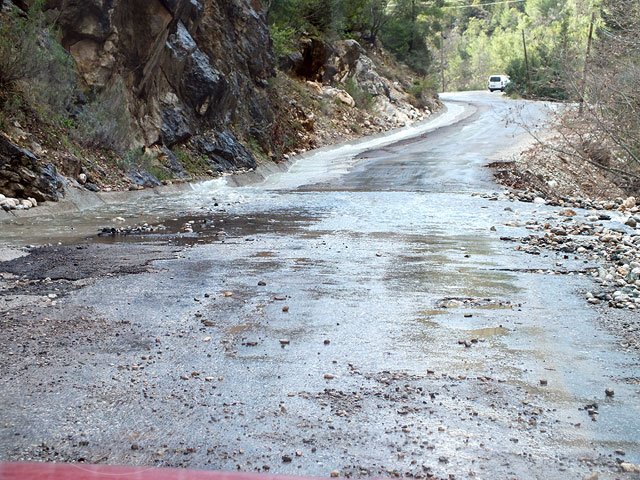 12-02-07-4-Kesme-Bogazi-036-s.jpg - überflutete Straße