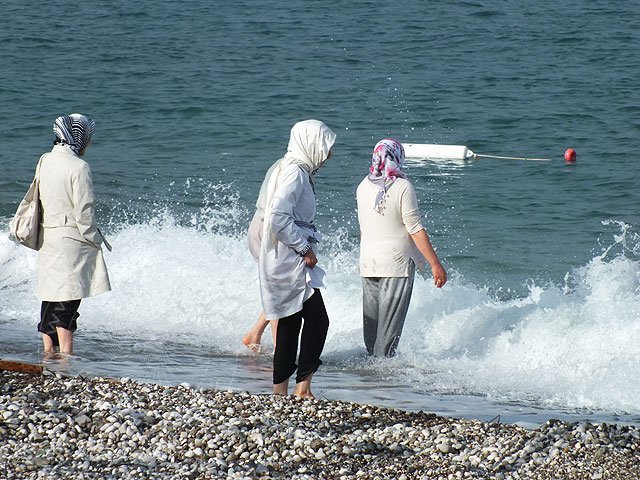 12-10-23-Kemer-17-s.jpg - da reicht es nicht, die Hosen etwas hochzukrempeln!