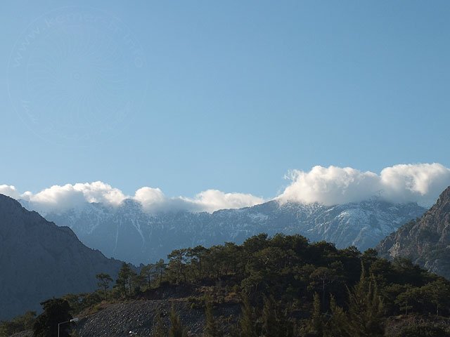 12-01-02-Kemer-15-s.jpg - auf den Bergen liegt Schnee