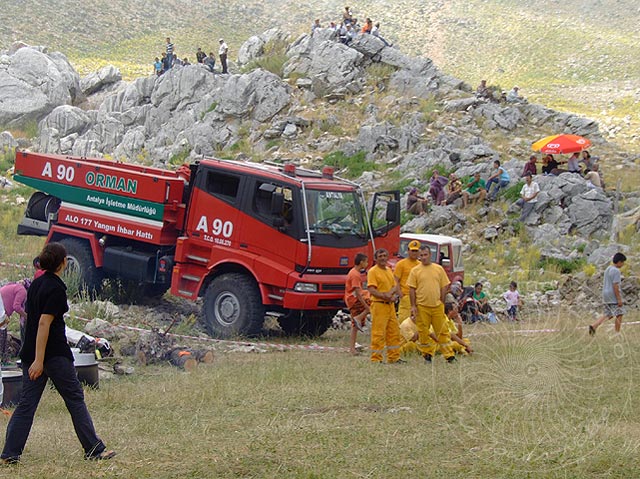 9-07-12-Almfest-040-s.jpg - Die Waldfeuerwehr hatte alles im Auge