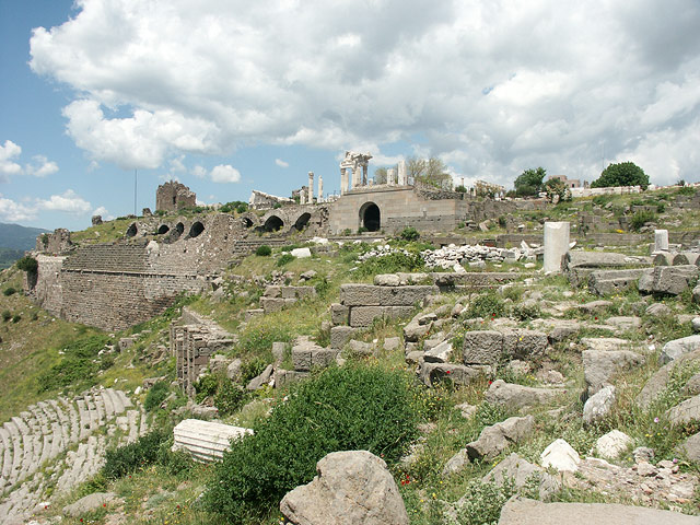 4-05-11-Bergama-065-s.jpg