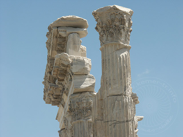 4-05-11-Bergama-092-s.jpg