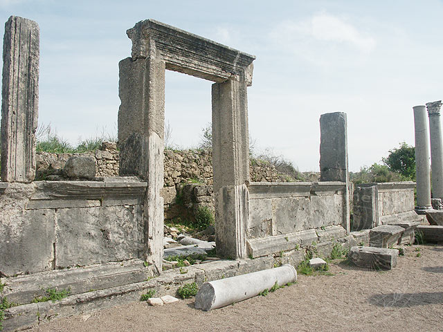 6-03-31-Perge-145-s.jpg