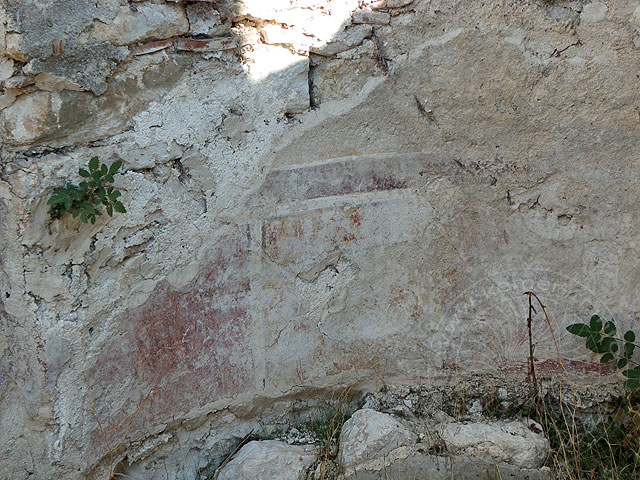 11-10-30-Rhodiapolis-S-045-s.jpg - Spuren von Wandmalereien im Putz