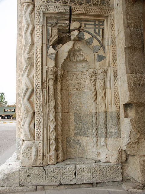 6-04-19-2-Sultanhan-07.jpg