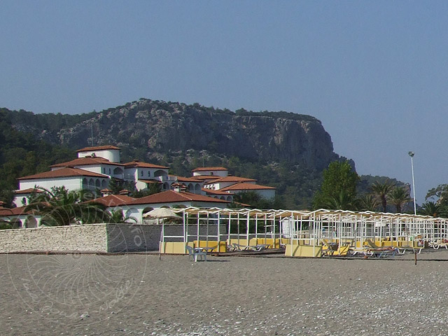 08-08-10-3-Kiris-10.jpg - und hier 2008 vom Strand aus