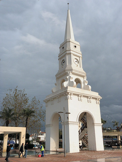 11-01-12-Kemer-18-s.jpg - Der Uhrenturm