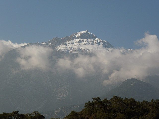 11-01-19-Phaselis-56-s.jpg - Tahtali mit Wolkenkranz