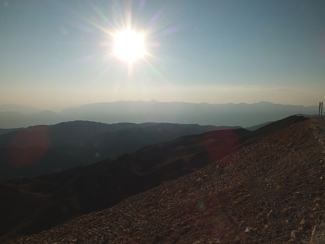 11-08-10-Tahtali-162-s.jpg - Langsam näherte sich die Sonne den Berggipfeln im Westen