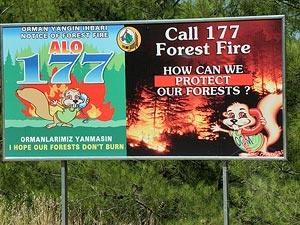 Waldbrandwarnschilder Türkei - Antalya