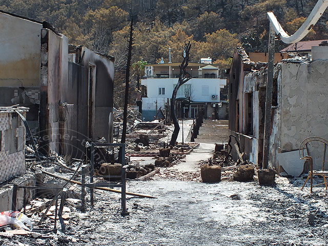 14-06-30-Adrasan-Feuer-031.jpg