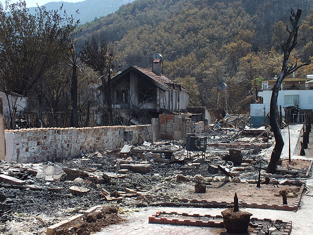 14-06-30-Adrasan-Feuer-043.jpg