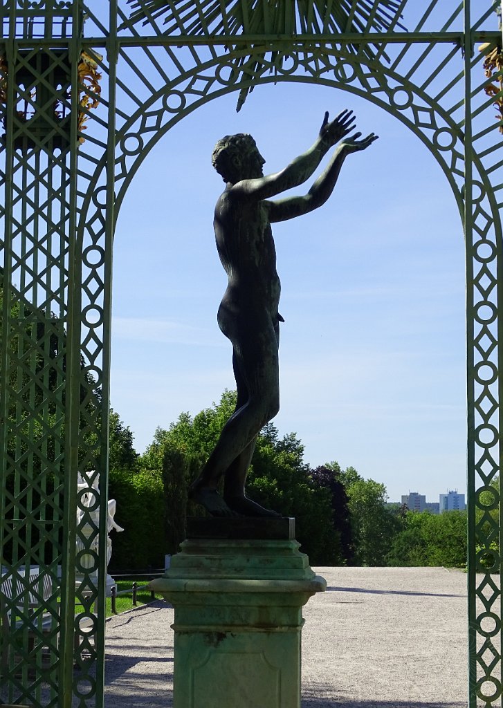 20-06-03-Sanssouci-039-m.JPG -                                